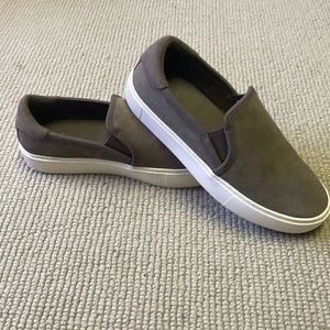 Ugg Slip On Sneakers